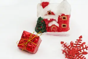 Shop Realtors and Real Estate Themed Gifts » Realtor and real estate-themed business holiday gifts; custom closing sets