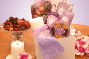 Shop Holiday Gifts for Women » Holiday Gifts for Women